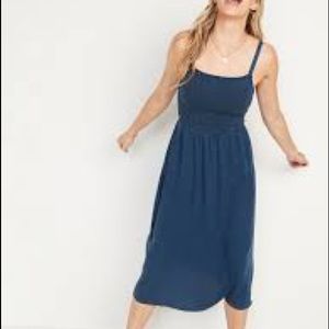 NWT Old Navy smocked fit & flare chambray dress